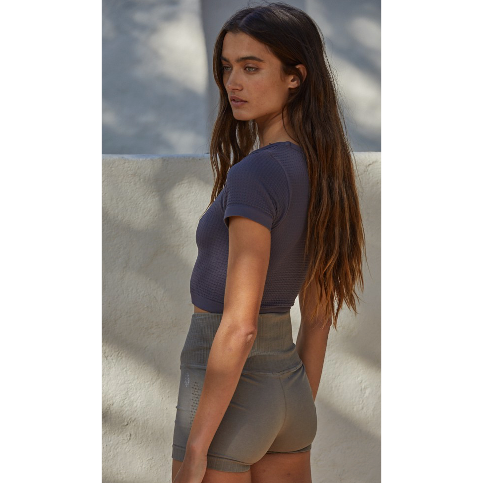 Seamless Knit Crop Top (4 Colors)