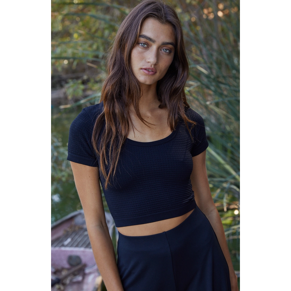 Seamless Knit Crop Top (4 Colors)