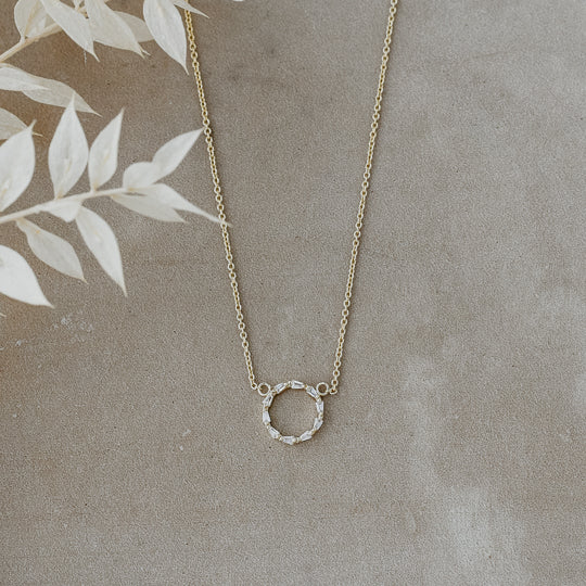 Kin Necklace Gold