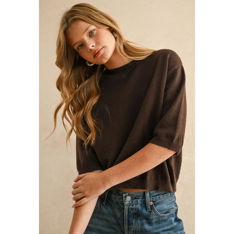 Essential Short Sleeved Sweater in Brown