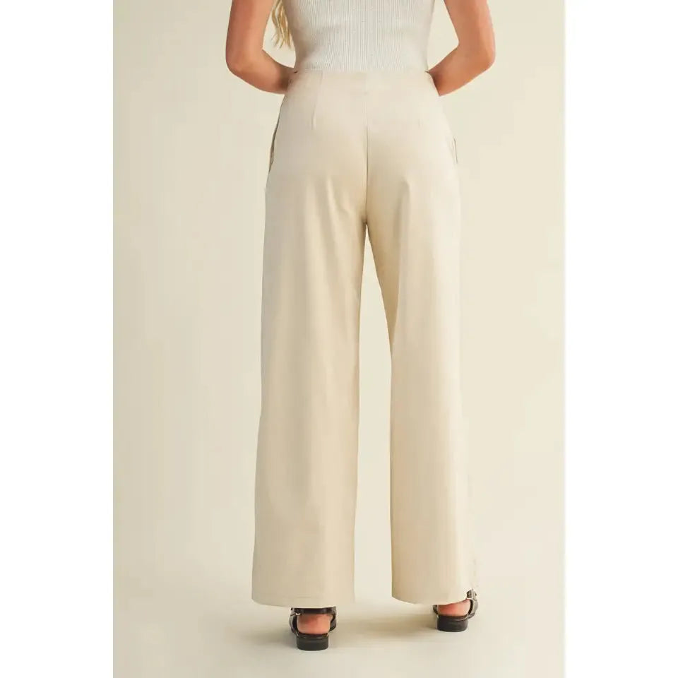 Corporate Pant in Beige