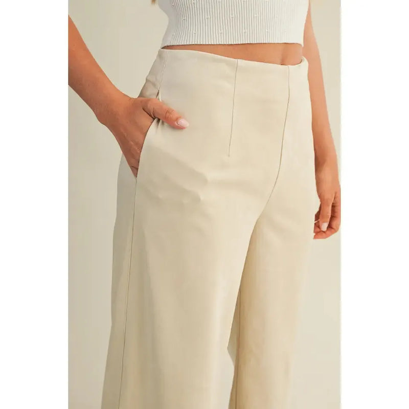 Corporate Pant in Beige