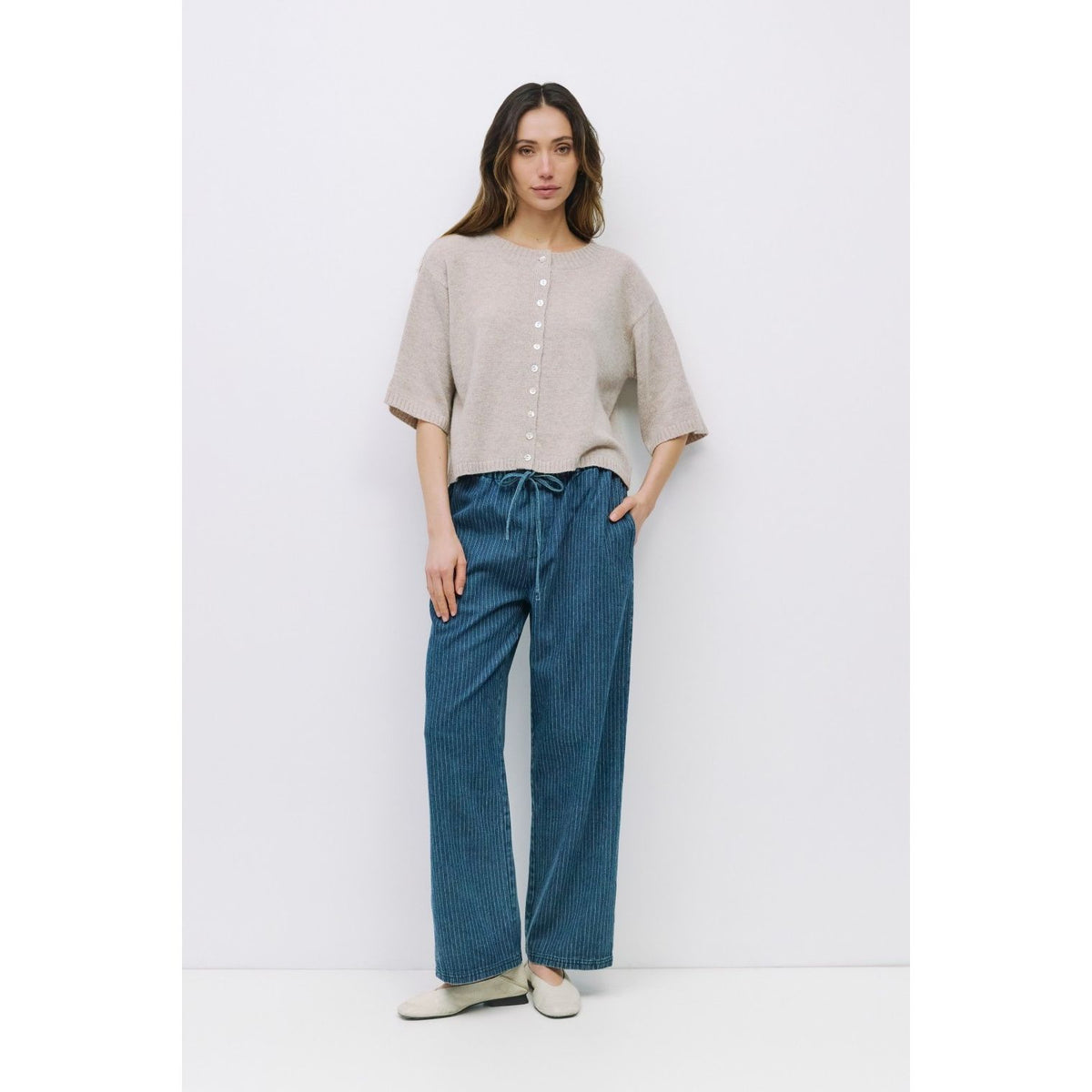 The Stacy Cardigan in Beige