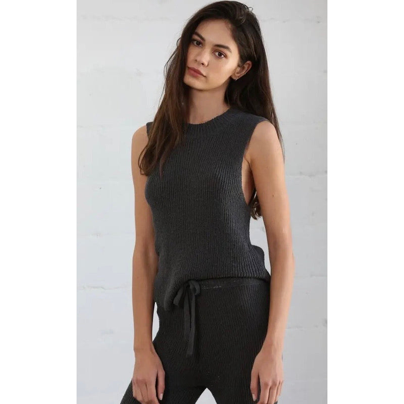 Delia Top